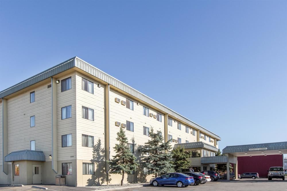 Отель La Quinta By Wyndham Anchorage Airport Экстерьер фото